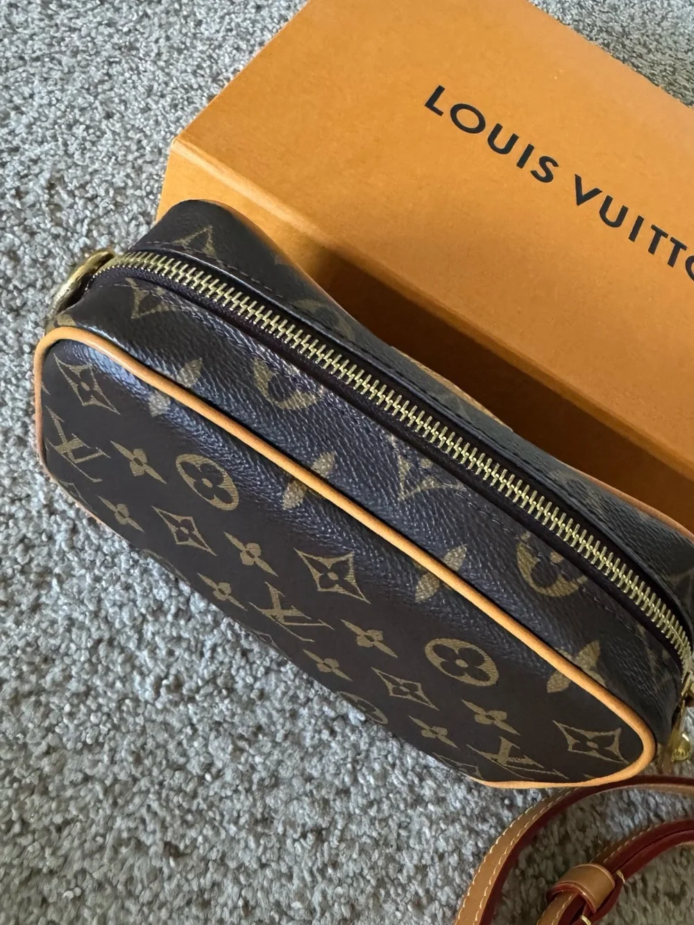 Louis Vuitton Monogram Trocadero Wearable Wallet Canvas Bag